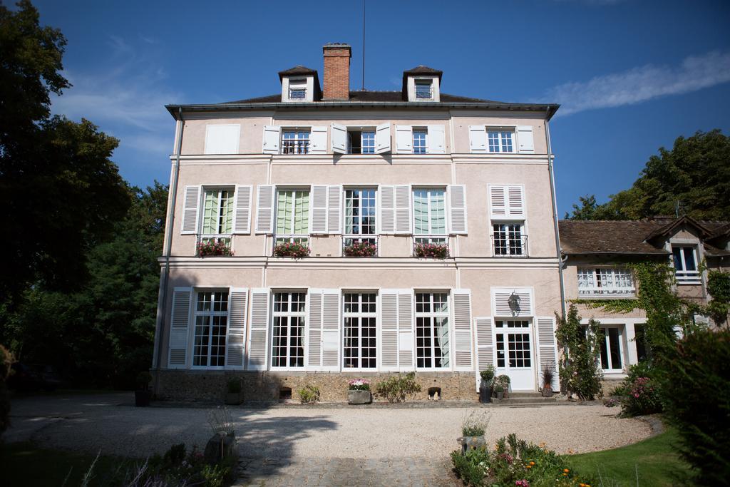 Le Chateau De La Vierge Bures-sur-Yvette Екстериор снимка