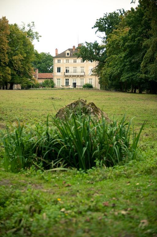 Le Chateau De La Vierge Bures-sur-Yvette Екстериор снимка